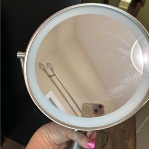 iHome Illuminated Silver Vanity Mirror